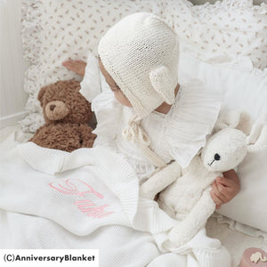 刺繍のフリルブランケット