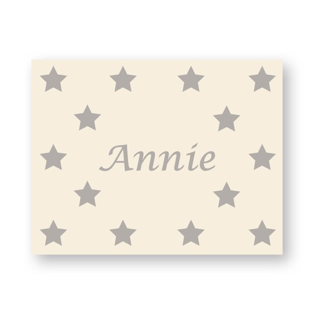 
世界に一つだけの”お名前入りブランケット”
アニバサリーブランケット”を出産祝いに
2015年、歩き出した “アニバーサリーブランケット”
わたしたちが作っているのは、” ブランケット ” ではなく、
ブランケットを手にしてから始まる ” 物語 ”
特別なブランケットと共に、素敵な思い出がたくさん生まれますように。
オーダーメイドで作る、最高のベビーギフトを手に取っていただきたくて。
そんな思いから生まれたのが、Anniversary Blanket。
喜ばれる出産祝いに世界にひとつのずっと愛しいお名前入りブランケット
素材にも品質にも拘りひとつひとつ心を込めてお作りしています。
アニバーサリーブランケットは、地球環境のことを考え受注生産で無駄のないものづくりを追求しています。